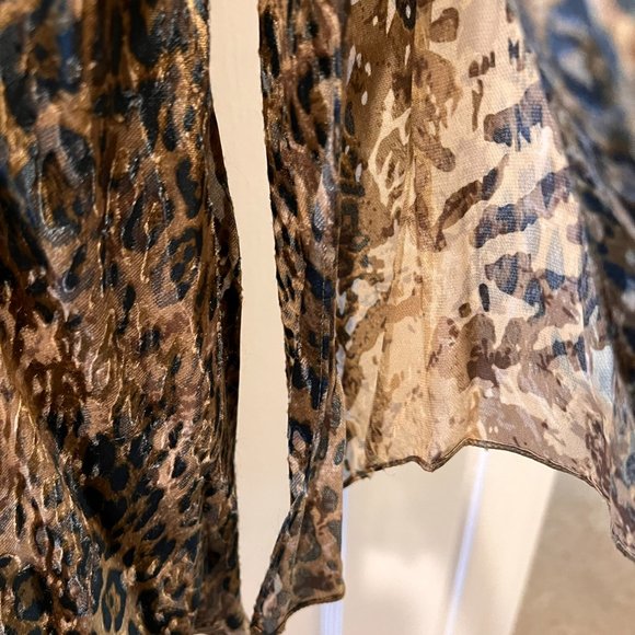 Adrienne Papell Evening silky, beaded blouse - size 1x - Picture 6 of 6